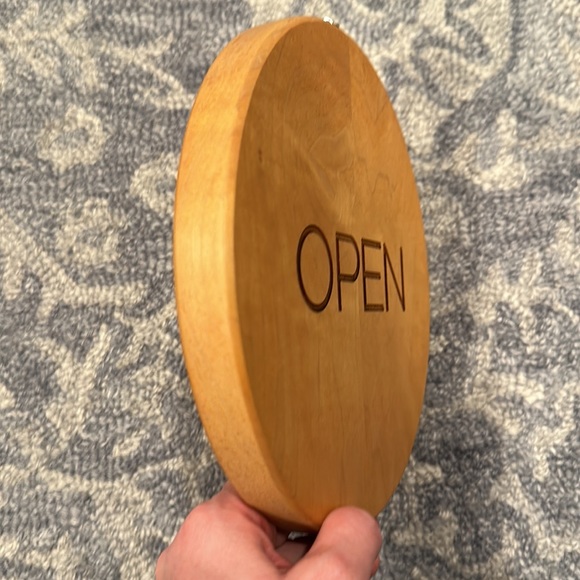 Open/Closed Sign - Picture 4 of 6